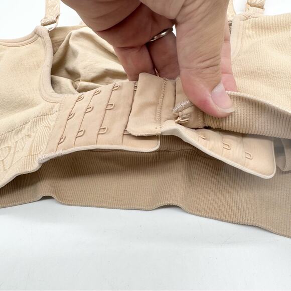 Kindred Bravely Sublime Hands-Free Pumping & Nursing Bra In Beige Size L Minimal - Picture 9 of 11